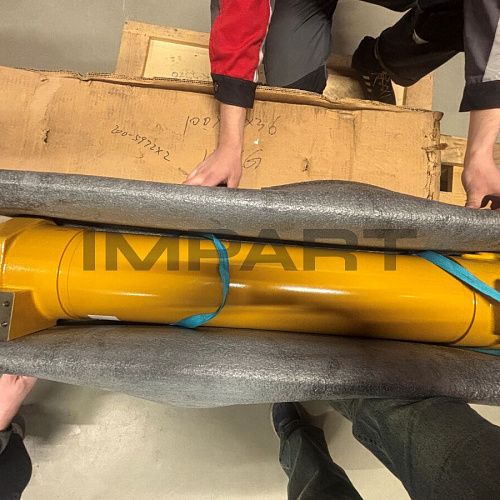 10R5576 Маслоохладитель ДВС